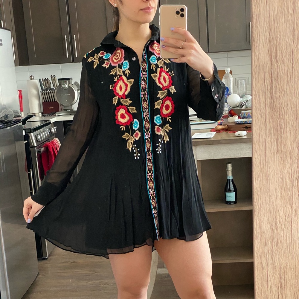 Beautiful black floral tunic dress